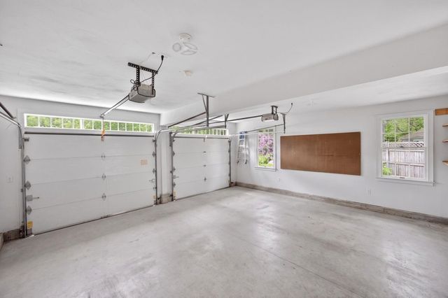 9 Bakers Pond Road, East Dennis, MA 02641