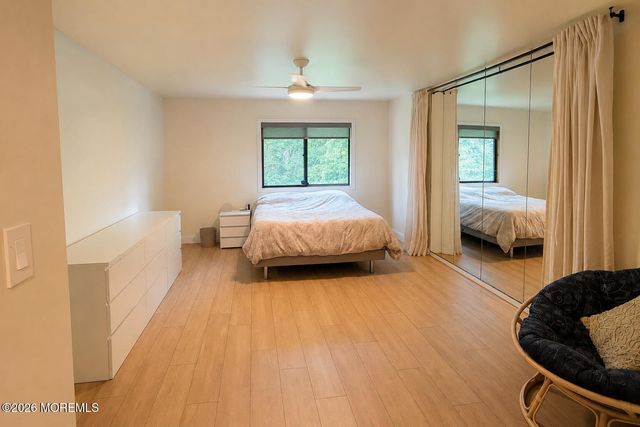 72 Lenape Trail, Tinton Falls, NJ 07724
