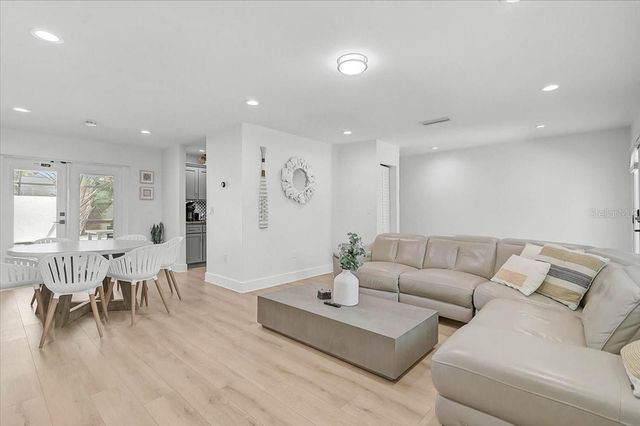 3515 LA PALOMA AVENUE, Sarasota, FL 34242