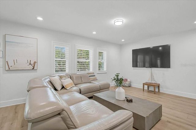 3515 LA PALOMA AVENUE, Sarasota, FL 34242