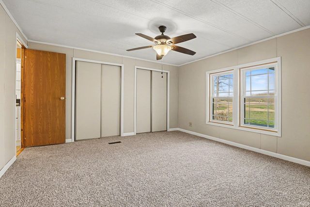 14284 US 6 Highway, Syracuse, IN 46567