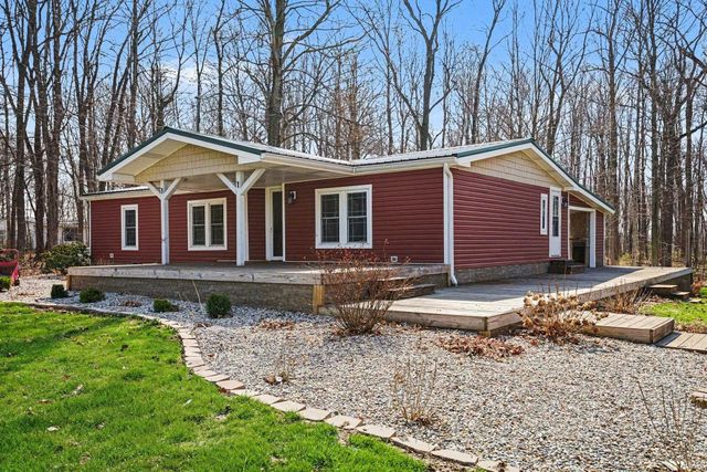 14284 US 6 Highway, Syracuse, IN 46567