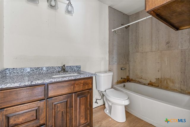 222 Pope Bend, Cedar Creek, TX 78612