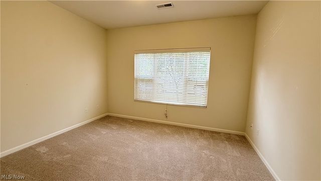 28 Hunters Woods Boulevard B, Canfield, OH 44406