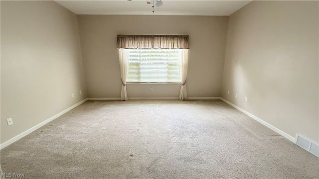 28 Hunters Woods Boulevard B, Canfield, OH 44406