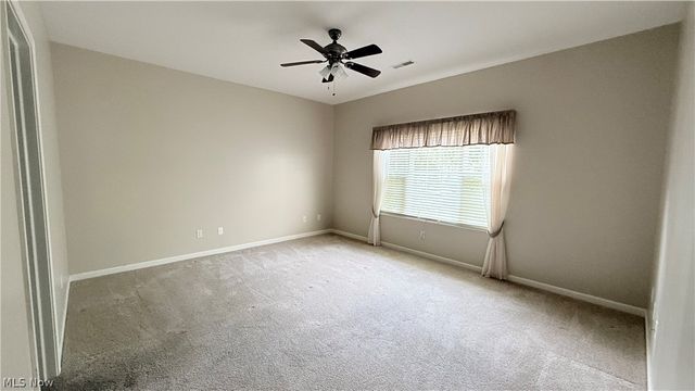 28 Hunters Woods Boulevard B, Canfield, OH 44406