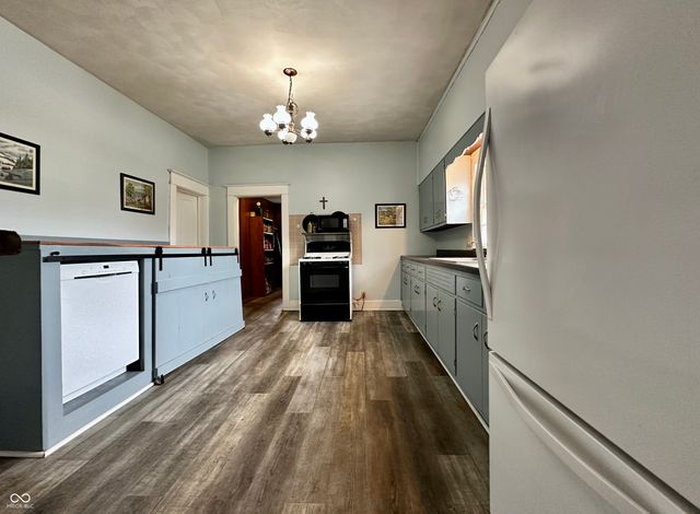 89 W Mitchell Avenue, Martinsville, IN 46151