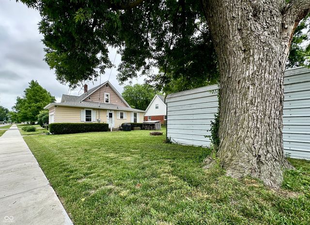 89 W Mitchell Avenue, Martinsville, IN 46151