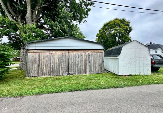 89 W Mitchell Avenue, Martinsville, IN 46151