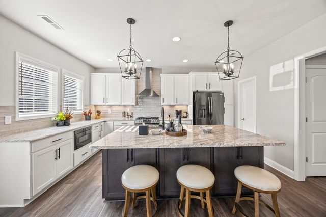 109 Blackthorn Drive, Nicholasville, KY 40356