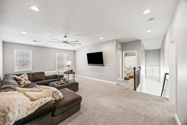 109 Blackthorn Drive, Nicholasville, KY 40356