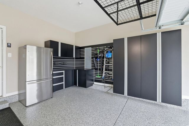 109 Blackthorn Drive, Nicholasville, KY 40356