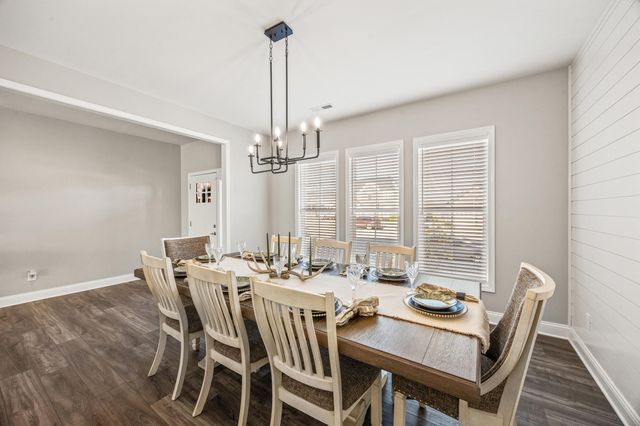 109 Blackthorn Drive, Nicholasville, KY 40356