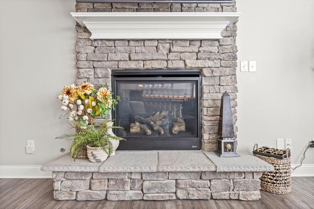 109 Blackthorn Drive, Nicholasville, KY 40356