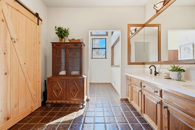 30530 Corral Drive, Coarsegold, CA 93614