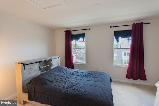 50 COOLIDGE AVE, Ranson, WV 25438