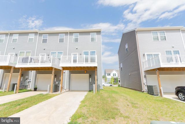 50 COOLIDGE AVE, Ranson, WV 25438