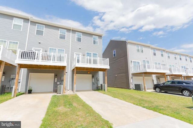 50 COOLIDGE AVE, Ranson, WV 25438