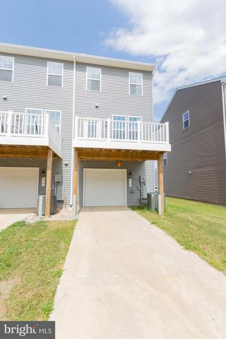 50 COOLIDGE AVE, Ranson, WV 25438
