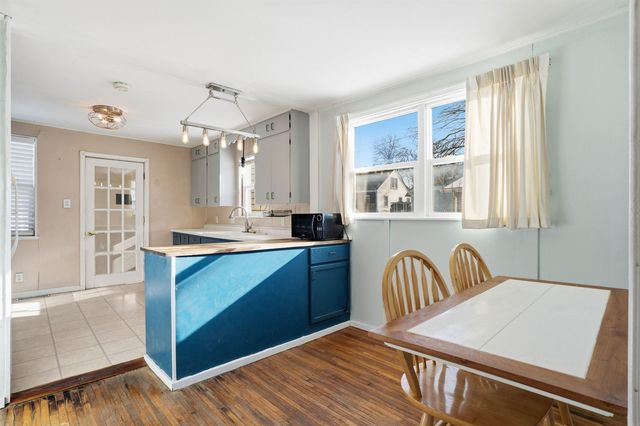 814 E Mitchell Avenue, Waterloo, IA 50702