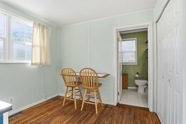 814 E Mitchell Avenue, Waterloo, IA 50702