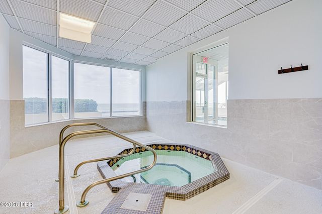 2937 S Atlantic Ave Apt 402, Daytona Beach Shores, FL 32118