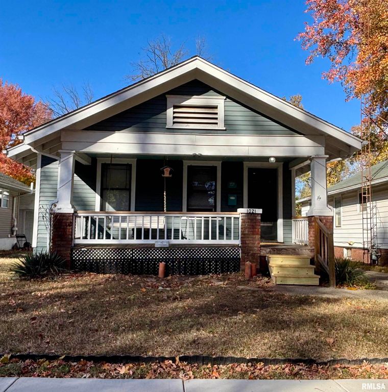 1021 W MONROE Street, Springfield, IL 62704