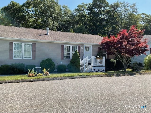 24 Cliff Road, Ledyard, CT 06339