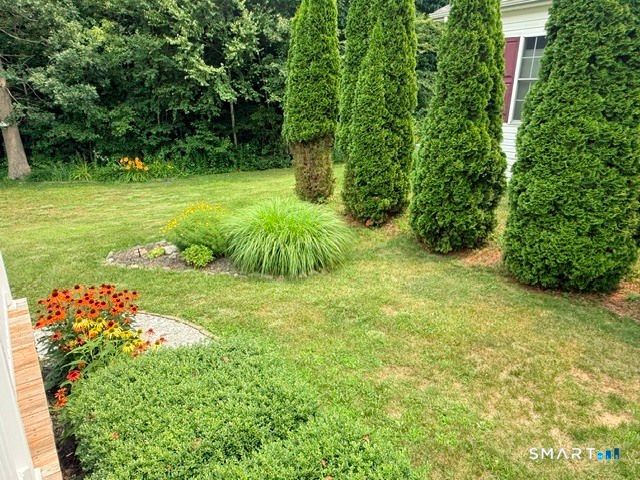 24 Cliff Road, Ledyard, CT 06339