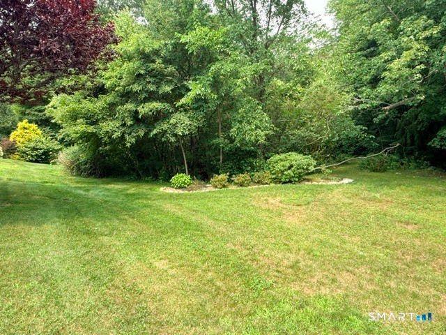 24 Cliff Road, Ledyard, CT 06339