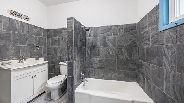 910 Swift AVENUE, Sheboygan, WI 53081