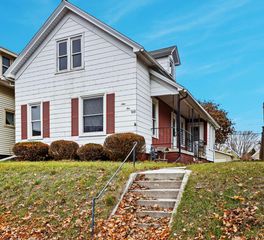 910 Swift AVENUE, Sheboygan, WI 53081