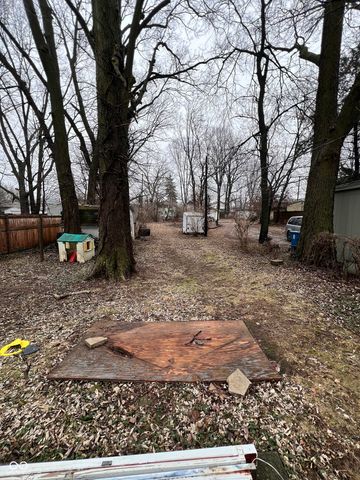 4235 Rookwood Avenue, Indianapolis, IN 46208