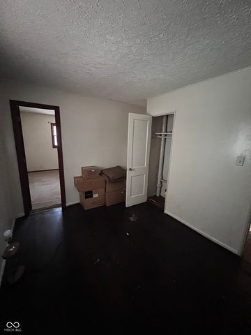 4235 Rookwood Avenue, Indianapolis, IN 46208