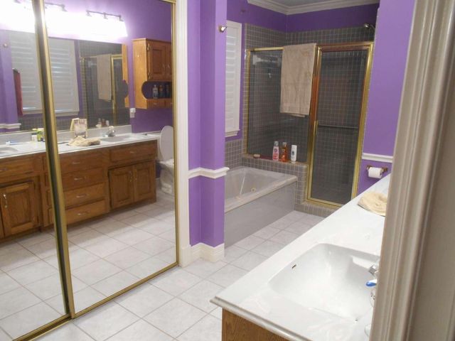 53 S Calla Lily Court, Lake Jackson, TX 77566