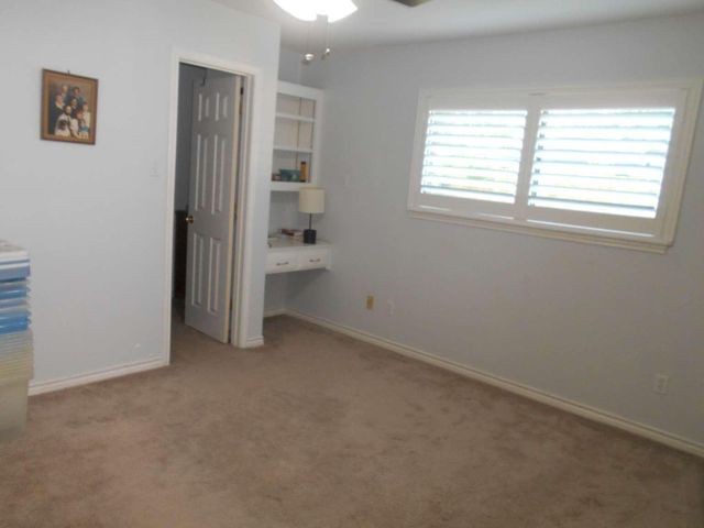 53 S Calla Lily Court, Lake Jackson, TX 77566