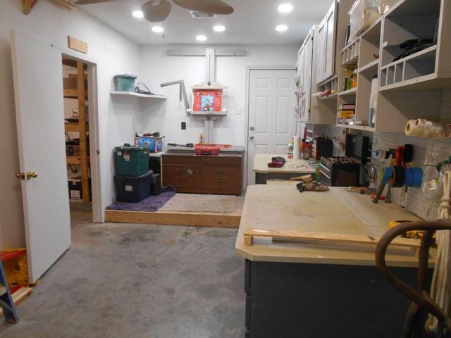 53 S Calla Lily Court, Lake Jackson, TX 77566