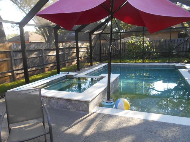 53 S Calla Lily Court, Lake Jackson, TX 77566