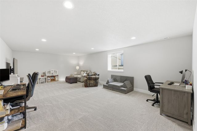 3505 NE 11th Street, Ankeny, IA 50021