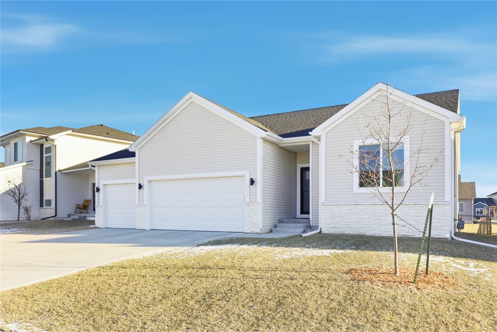 3505 NE 11th Street, Ankeny, IA 50021
