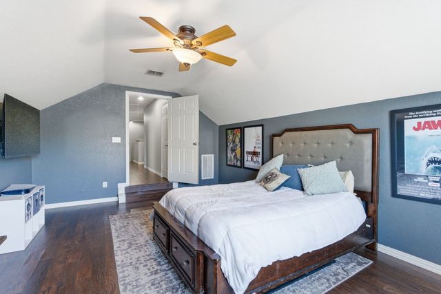 3041 Lakefield Drive, Little Elm, TX 75068