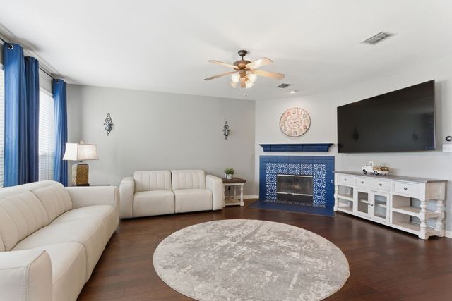 3041 Lakefield Drive, Little Elm, TX 75068
