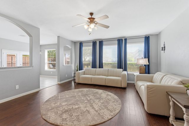 3041 Lakefield Drive, Little Elm, TX 75068