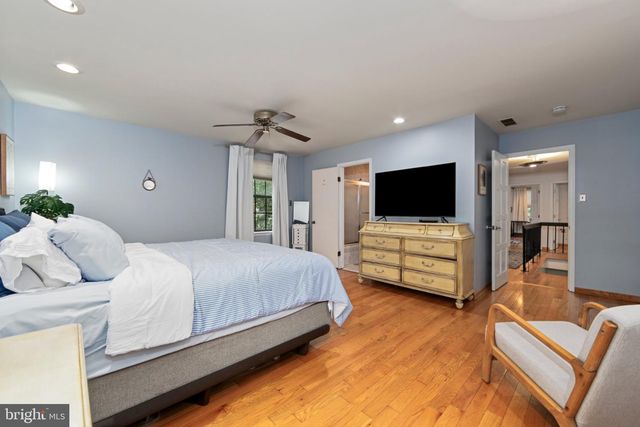 6 GRISTMILL CT, Medford, NJ 08055