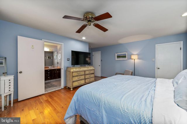 6 GRISTMILL CT, Medford, NJ 08055