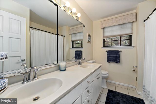 6 GRISTMILL CT, Medford, NJ 08055