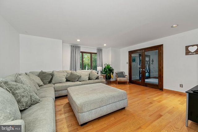 6 GRISTMILL CT, Medford, NJ 08055