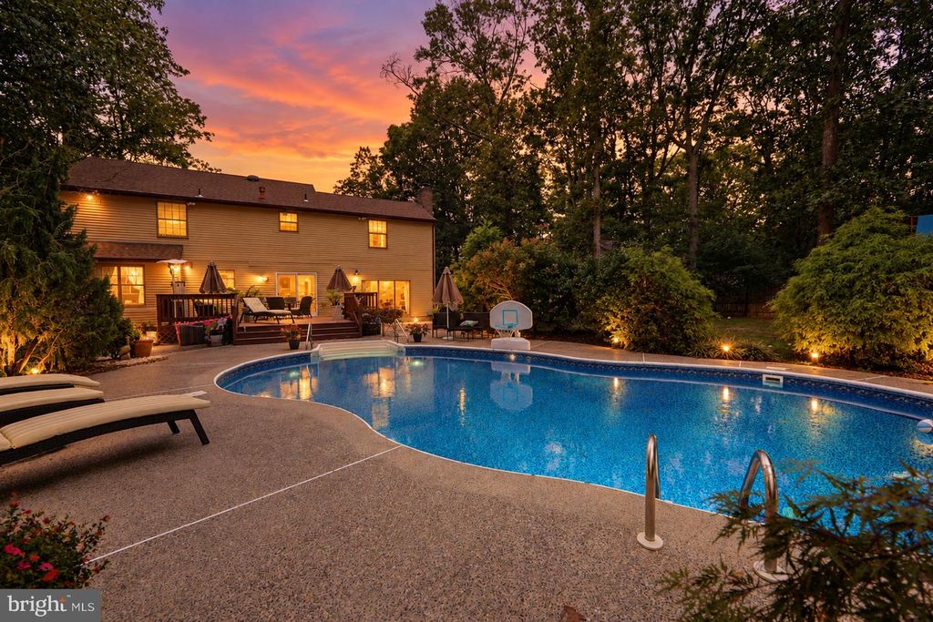 6 GRISTMILL CT, MEDFORD, NJ 08055 — exterior
