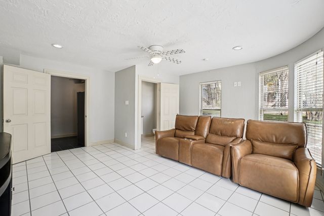 300 N Clark Road, Duncanville, TX 75116