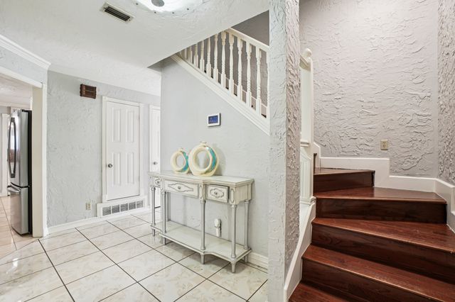 300 N Clark Road, Duncanville, TX 75116